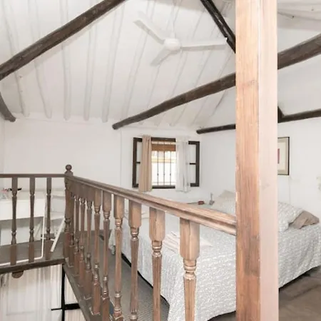 Casa Rustica En Casco Antiguo Otel 4*